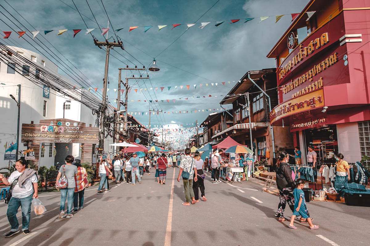 The Comprehensive Guide to Locals in SvelteKit - Stanislav Khromov